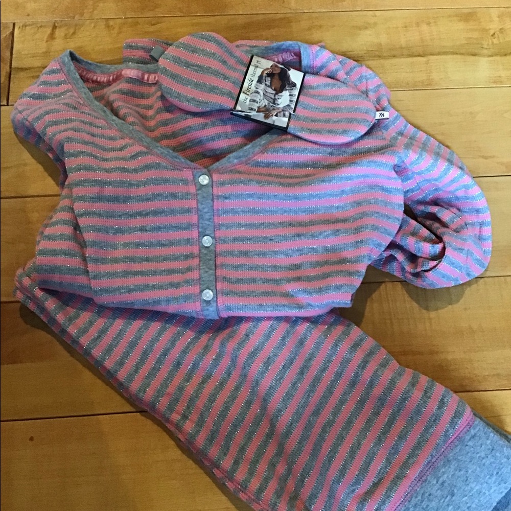 Victoria’s Secret pajamas set with accessory
